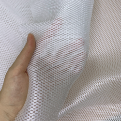 Сетка 3D трехслойная Air mesh 160 гр/м2, цвет Белый   в Куровском